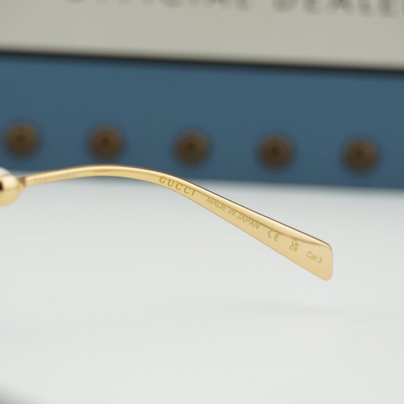Gucci GG1922S 001 Oval Sunglasses - Gold with White Pearl/Grey main image 11
